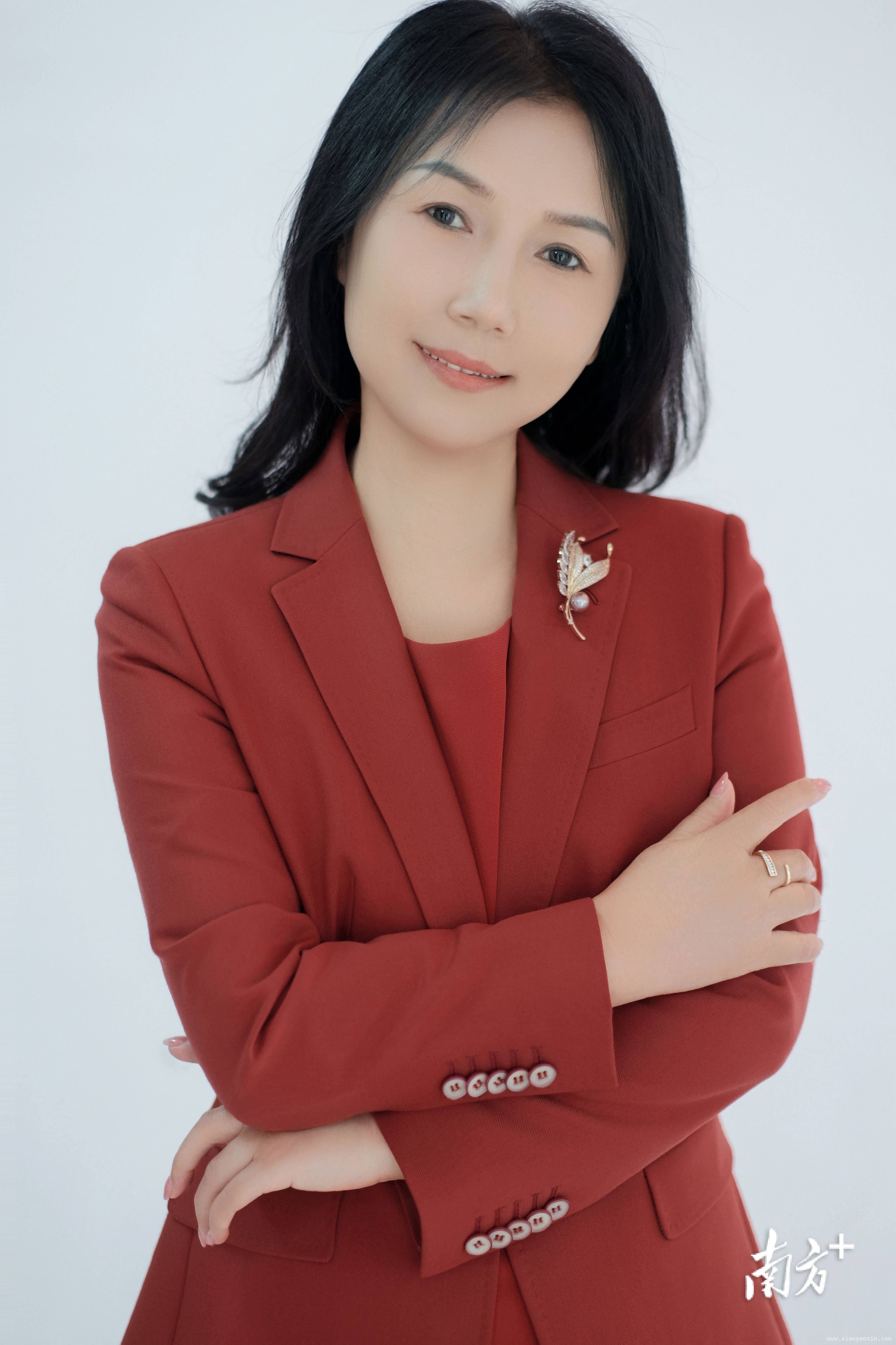 探秘坦洲“她”力量：女企业家引领时代新潮流，坦洲女企业家风采：绽放芳华，共筑发展新辉煌