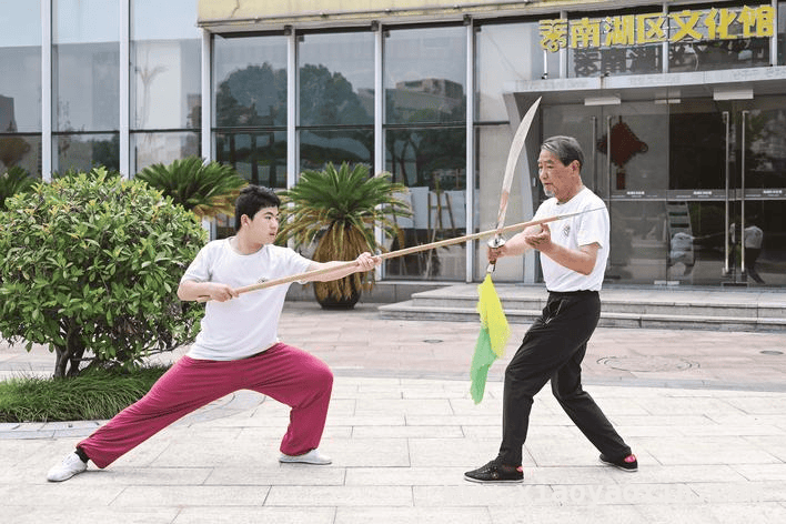 南湖非遗之光：查拳在三代传承中绽放新彩