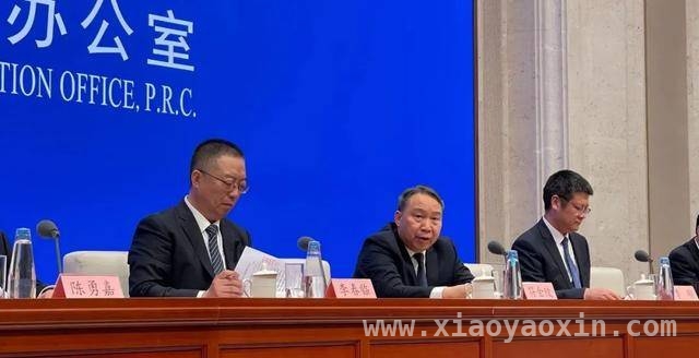 重磅！消费提振方案发布，你的生活将迎哪些巨变？，保障休假权益，提振消费方案让生活更美好！