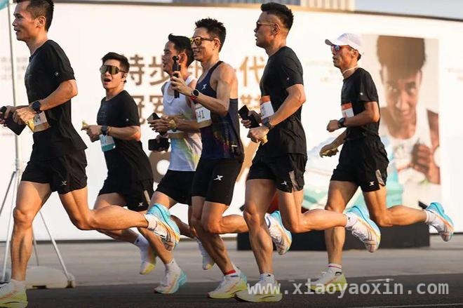 特步安踏家族二代接力，本土体育品牌再出发