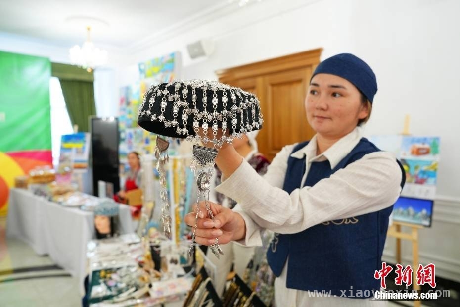 纳乌鲁兹节，哈萨克斯坦阿斯塔纳时尚展演传递包容理念