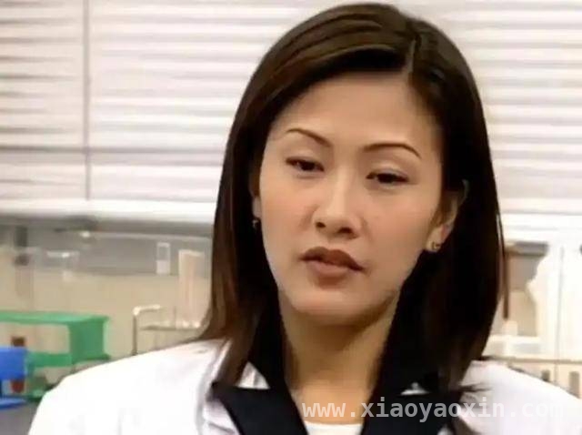 42岁TVB女星梁珈咏摆摊，TVB艺人副业转行大揭秘！