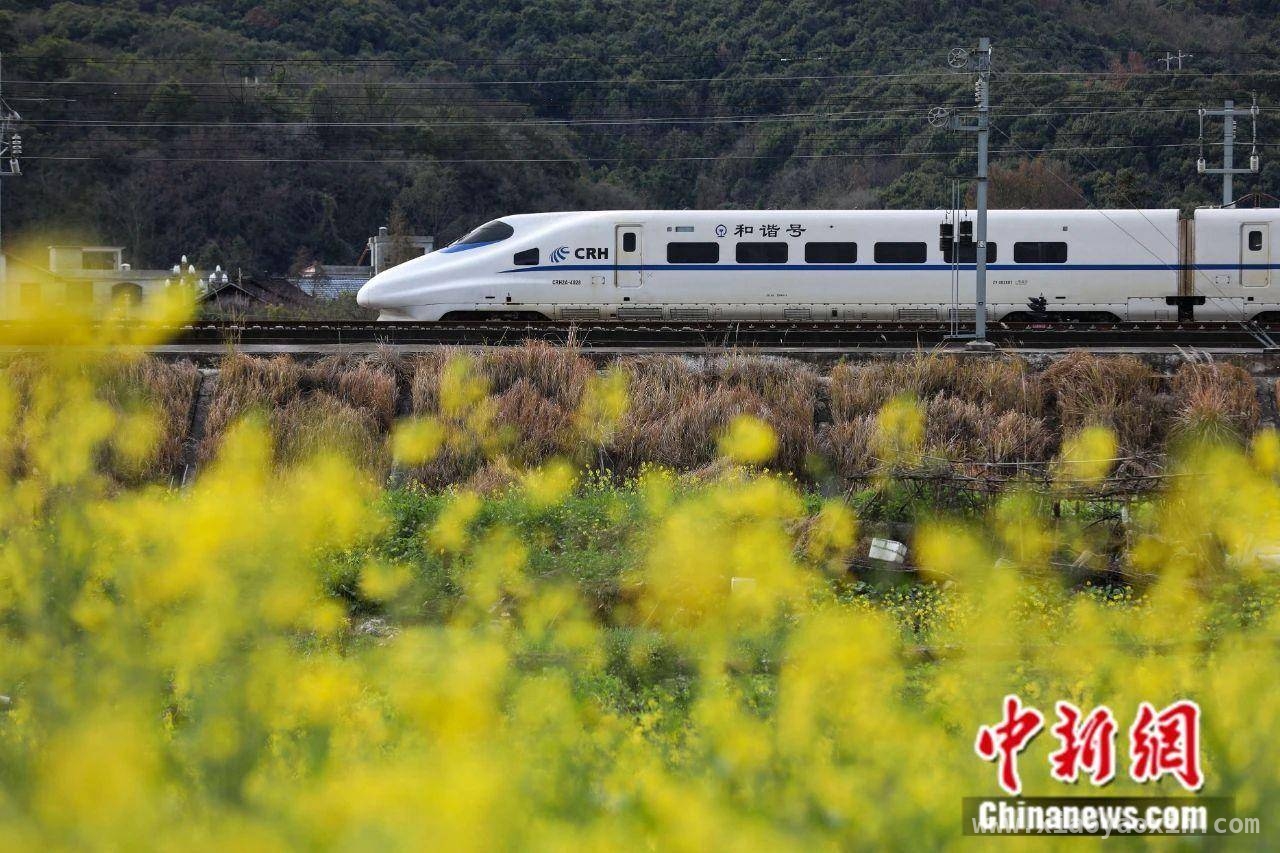 走进黔东南，开启别样民族文化与休闲之旅 黔东南州：民俗、美景、美食的梦幻交融