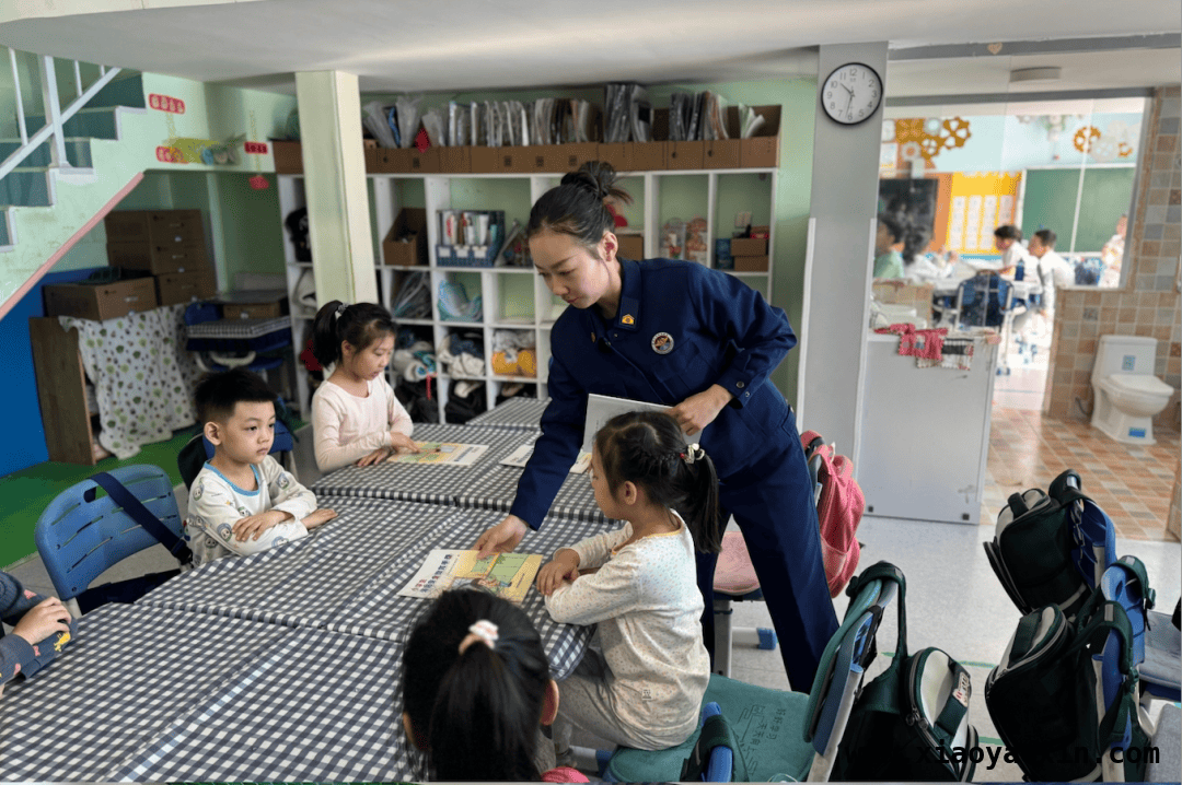 讷河大队走进幼儿园，开启开学消防第一课