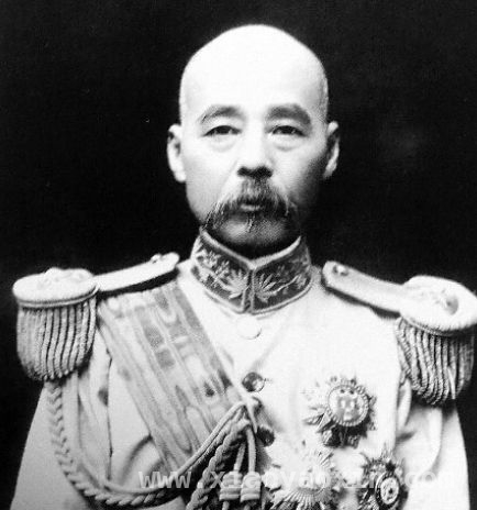 冯巩家世大起底：辉煌背后的故事，冯巩家族：历史风云中的璀璨篇章