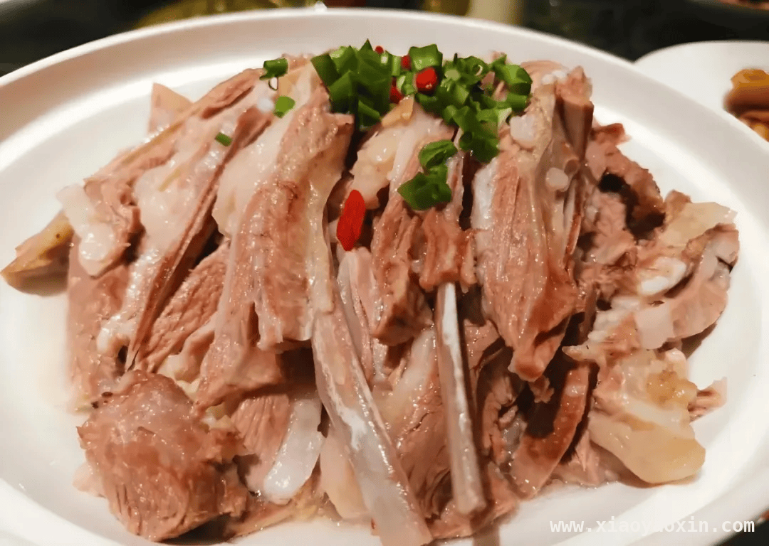 民勤：沙漠中的绿色明珠，生态与美食的梦幻之境 民勤：生态奇迹背后的文化与美食传奇