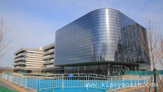 聚焦人工智能，中关村（京西）科技园打造产业新生态，中关村（京西）人工智能科技园：北京科创中心的“加速器”