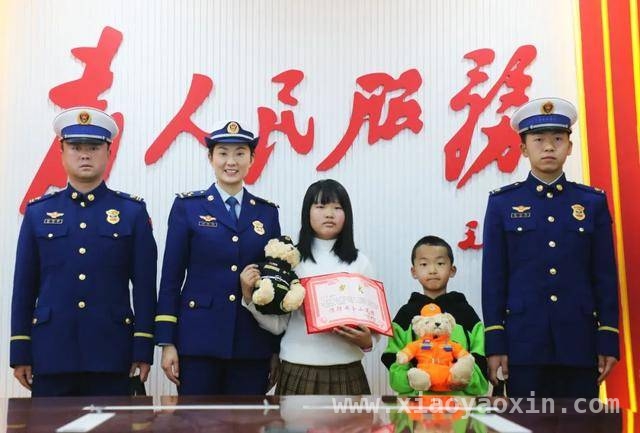 少年危机时刻出彩，安全知识显威力，儿童危机应对典范，机智勇敢成榜样