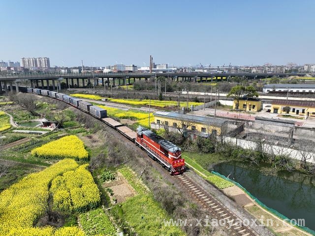 全国铁路多式联运“一单制”上线，降低成本不是梦！ 3月19日：全国铁路首列“一单制”班列出发，物流效率大提升！