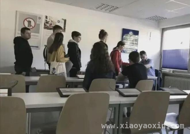 河南女孩远嫁德国，一座800平别墅背后的辛酸与甜蜜