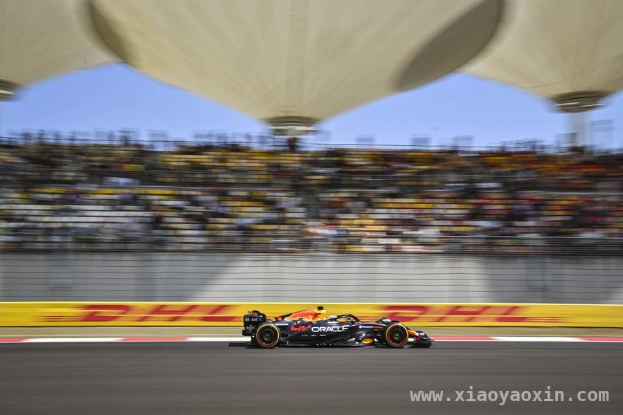 F1中国赛燃爆上海，汉密尔顿剑指正赛冠军