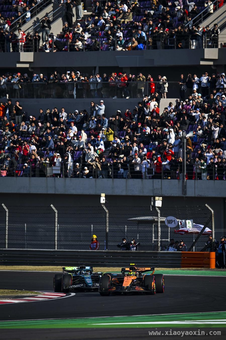 F1中国赛燃爆上海，汉密尔顿剑指正赛冠军
