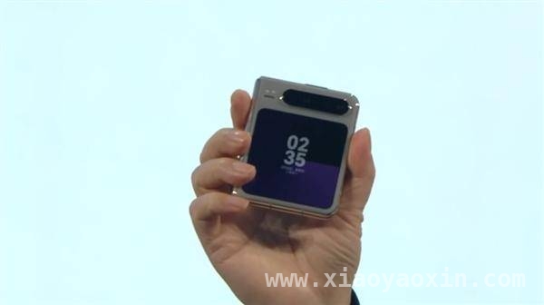 上手华为Pura X，和Pocket 2对比竟有这些不同！ 华为Pura X上市，与Pocket 2尺寸重量差异全解析
