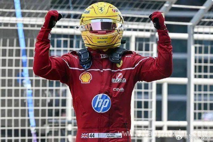 体育界跨界联动！姚明范志毅现身F1围场，摸高比赛笑点十足，F1赛场旁：姚明范志毅互动超欢乐，汉密尔顿夺冠成焦点