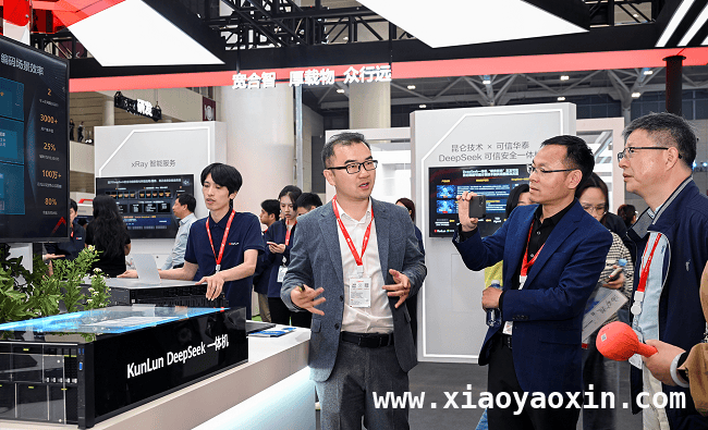 聚焦华为大会2025：昆仑技术推动AI行业新变革