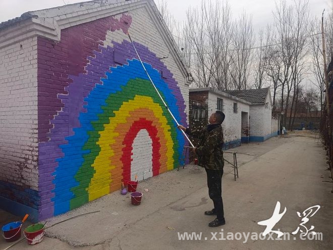 东石楼村：哪吒墙绘带火乡村，振兴之路越走越宽，一幅哪吒墙绘，激活鲁西南小村乡村振兴新动能