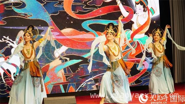 “敦煌·巡礼”妇女节招待会：中日女性交流共筑友好桥梁