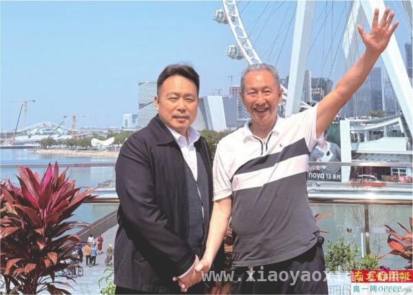 空军国防教育报告引热议，英雄精神薪火相传，国防教育走进校园，见证空军发展与英雄精神传承