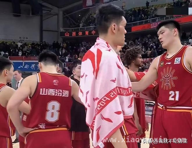 CBA第43轮：许钟豪风波背后，王博得计潘江失策，3月23日CBA：广厦战术奏效，山西男篮问题重重