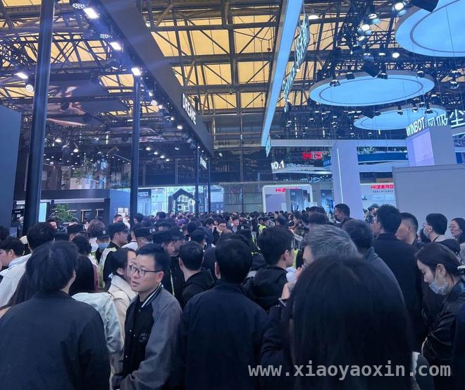 AWE2025：清洁电器竞争白热化，品牌各寻新增长路径，AWE2025清洁电器盛宴：技术比拼与市场扩张并存