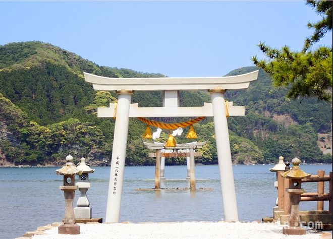 从刺客信条：影争议到对马岛之魂神社禁游，游戏与现实的碰撞！