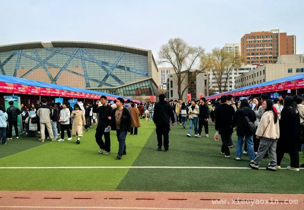 春季高校招聘：三大新变化开启就业新局面 春季就业市场新动态：甘肃高校招聘三大变革引关注