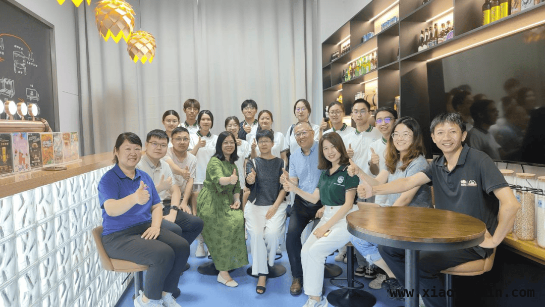 “青燕助航”在行动，燕京啤酒学雷锋活动助力企业腾飞，燕京啤酒团委持续推进学雷锋，“青燕助航”岗位建功正当时