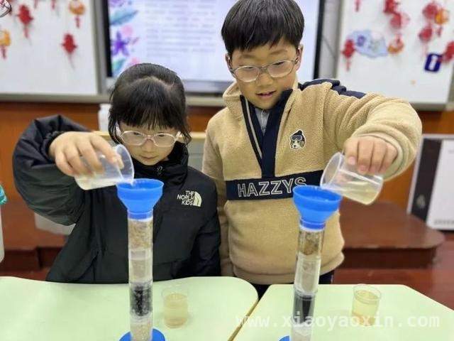 科技创新与思政教育结合，商榻小学开展系列节水活动，商榻小学：在实践中培养学生节水意识与生态责任感