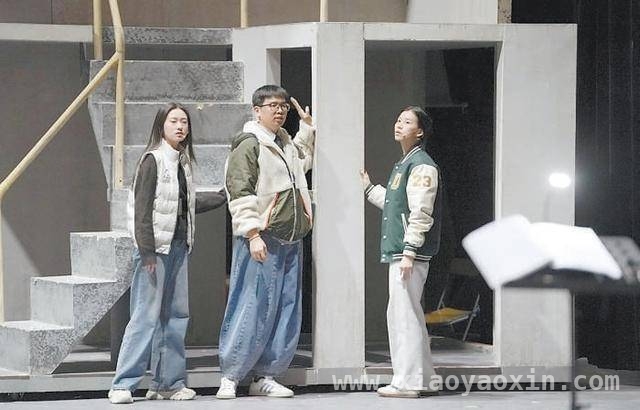 北京杂技团新尝试：音乐剧〈扶摇直上〉背后的创作故事