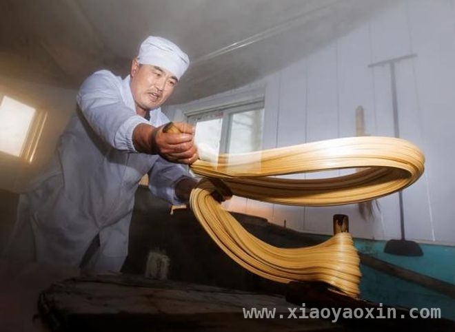 1. 山东传统村落保护再发力！第二届镇银企对接活动即将启幕，2. 聚焦山东传统村落：镇银企对接活动助力文化传承与发展