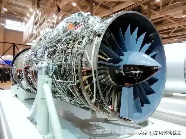 震撼！十年间中国军事力量实现惊人跨越，十年磨剑：中国军事力量从追赶者到引领者的华丽转身