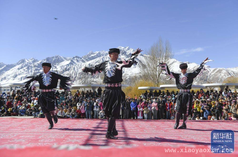 走进新疆塔什库尔干：感受多民族文化与旅游热度 探秘新疆塔什库尔干：民俗风情与旅游热潮