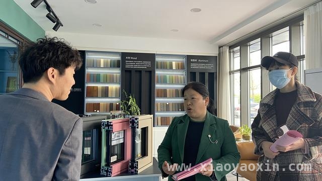 文峰区彩虹路社区积极推进生活垃圾处理费征收工作