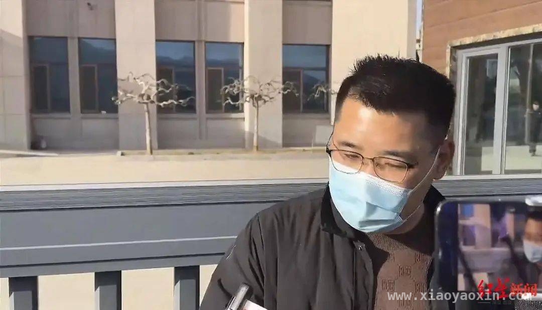 5岁男童被母亲与男友殴打致死案庭审，家属愤怒求判死刑，山东威海5岁男童被虐致死案一审开庭，家属盼严惩凶手