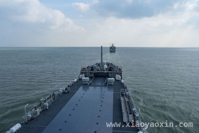 海上铁翼与战舰共舞，北海舰队编队实战练兵正当时，北海战舰与海航协同，黄海多昼夜实战化训练展锋芒