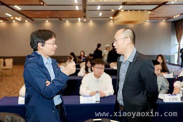 多方联动，成都成华经开区“机器人+”项目落地应用可期 成都成华经开区“机器人+”签约仪式：科技成果转化的新契机