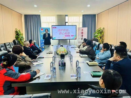 上海金山区侨界法治宣传：资源整合与创新形式齐发力 金山区侨界法治宣传月：创新形式触网宣传，惠及两千侨胞