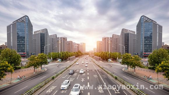 库克访浙大，苹果3000万捐赠开启教育编程新征程，3月26日：苹果CEO访浙大放豪礼，3000万助力编程教育