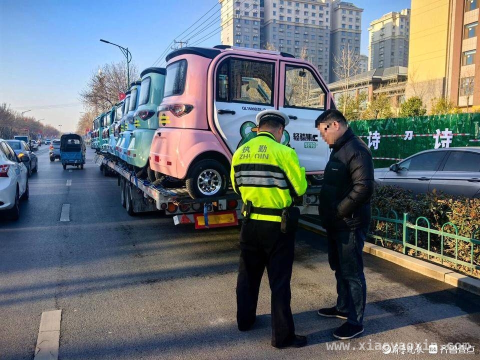 东阿交警发力，超长挂车违法行驶难逃法网，春季东阿交警行动：查处超长挂车，保障道路安全