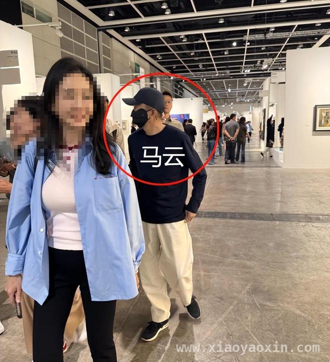 香港巴塞尔艺术展：名流云集，谁才是真正C位？，艺术展上的名流百态：真正的咖位源于内在积淀