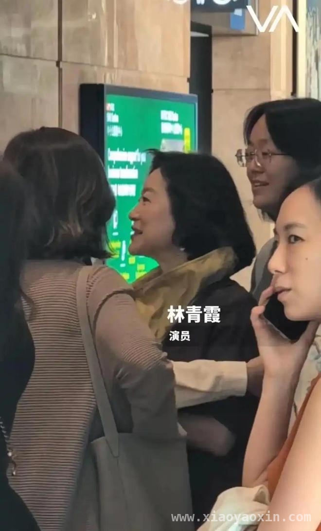 香港巴塞尔艺术展：名流云集，谁才是真正C位？，艺术展上的名流百态：真正的咖位源于内在积淀