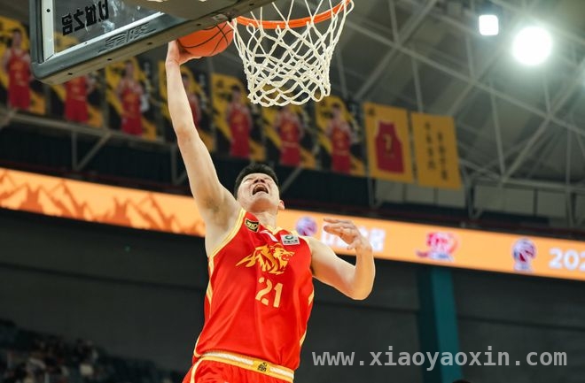 2024 - 25赛季CBA：广厦主场狂胜宁波，队史交锋9战全胜，CBA赛场：广厦火力全开，主场碾压宁波迎辉煌胜利