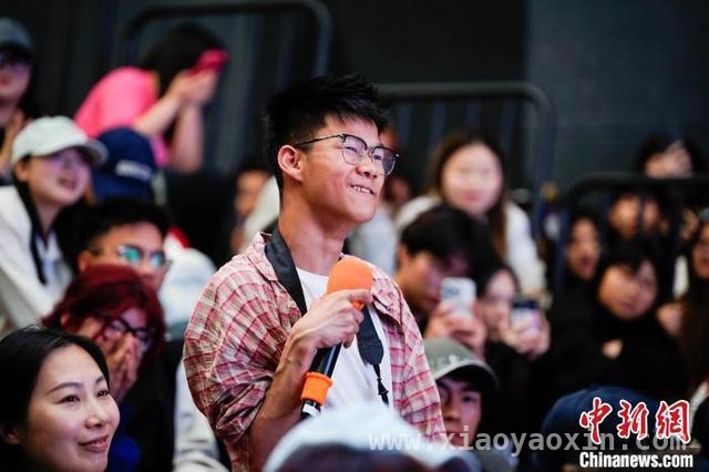 28次投篮，达州脑瘫男孩在大学收获温暖与力量，脑瘫少年大学圆梦，28次投篮点燃希望之光