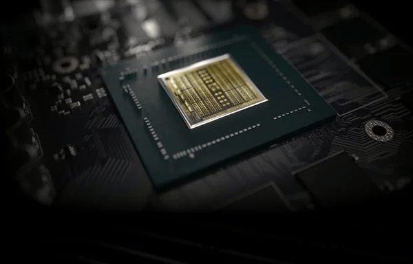 Intel战略调整，全力争取NVIDIA、博通代工订单
