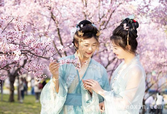 国潮春日，文旅场景“上新”拉动消费热潮
