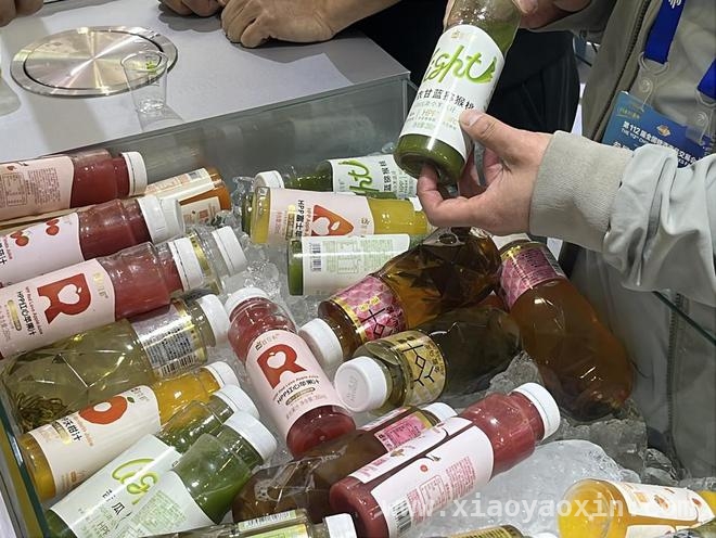 全国糖酒会刮起健康风，饮品企业各显神通，从糖酒会看健康饮品趋势，创新与跨界成主流