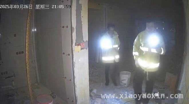 保安失德，在业主保温杯小便引众怒！