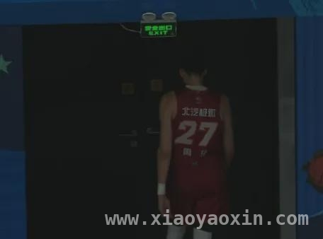 CBA季后赛临近，伤病潮打乱北京队节奏！，周琦眼部手术，北京队季后赛之路添变数！