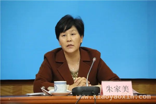 曾任职多要职的朱家美，退休后因严重违纪违法主动投案，云南省政协提案委原副主任朱家美主动投案，背后隐情待揭