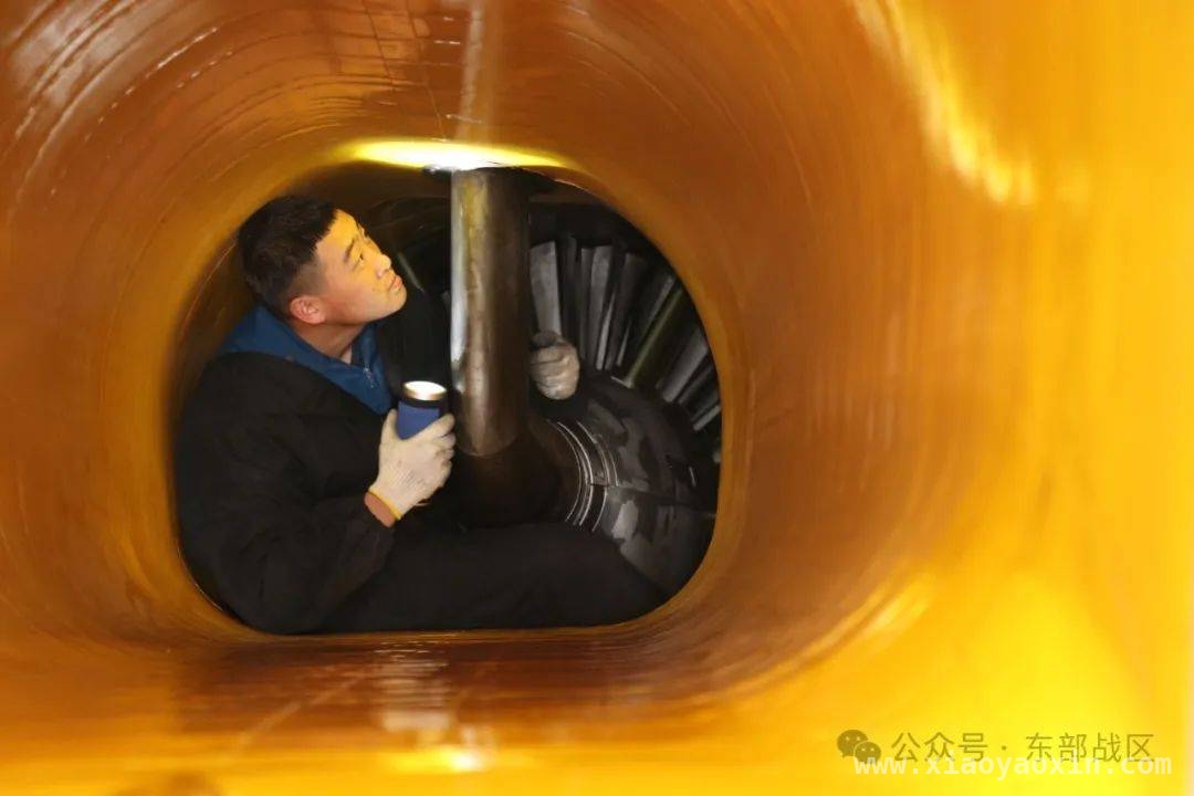 东部战区空军航空兵跨昼夜训练，提升部队战斗力
